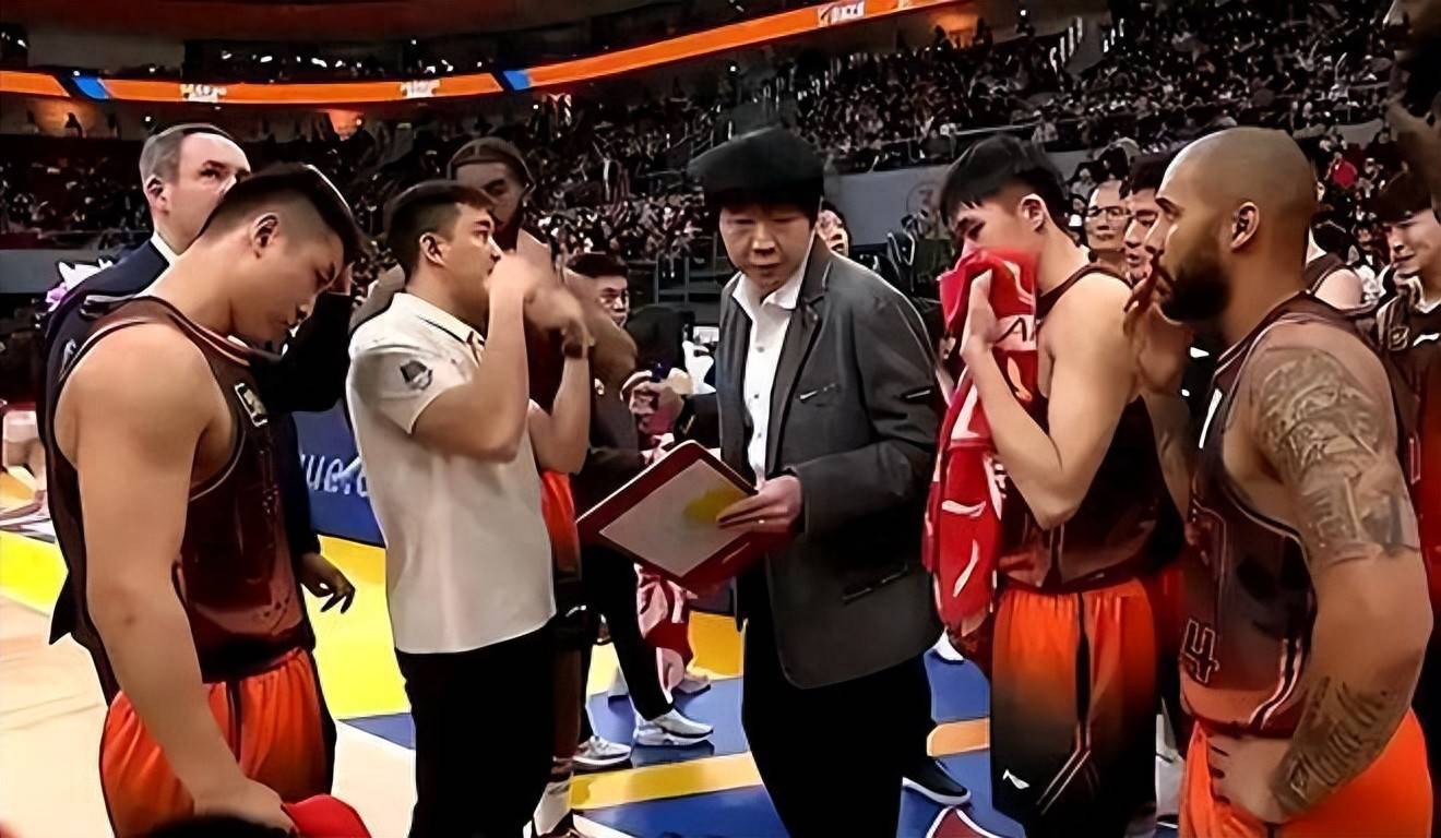 u8体育娱乐关于山东男篮发布备战花絮，今晚外线爆发，NBA季后赛任务艰巨，赛程密集仍需轮换的信息
