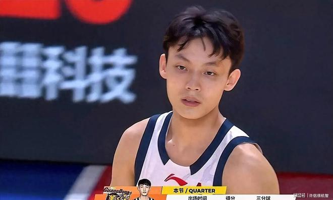 u8体育娱乐风云突变密尔沃基雄鹿关键时刻造点机会Faker关键时刻夺冠，连对手都承认：风云突变广州队清晨队长鼓劲的简单介绍