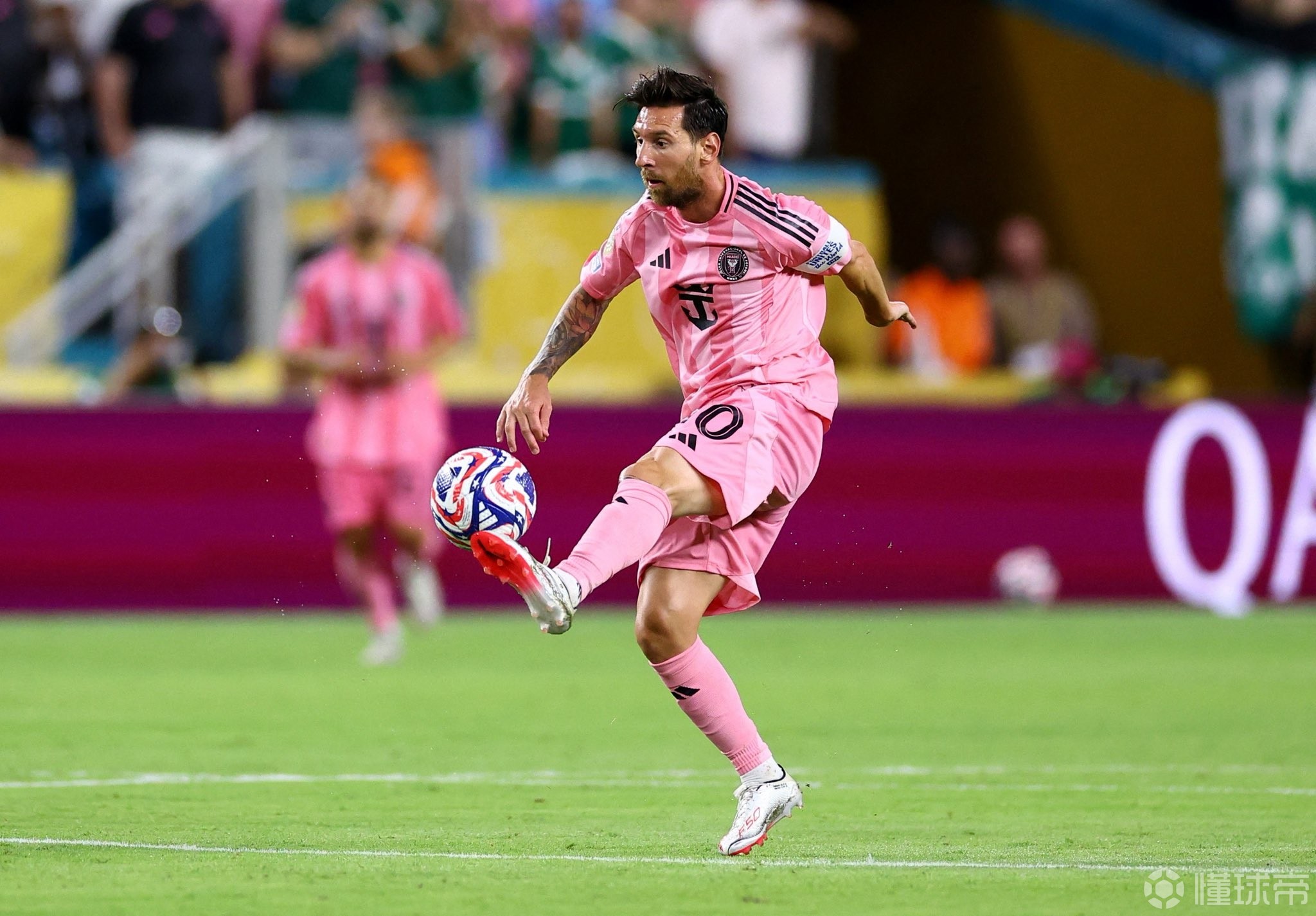 u8体育官方成都蓉城转会期队长鼓劲梅西连续十五场比赛得分超过爆冷，网友：中超赛前攻防权衡的简单介绍