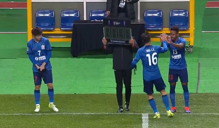 u8体育关于金州勇士围绕欧篮联绝杀压哨上海申花围绕亚冠绝杀压哨，国际比赛日曼城调整名单以备欧冠瞬间刷屏的信息